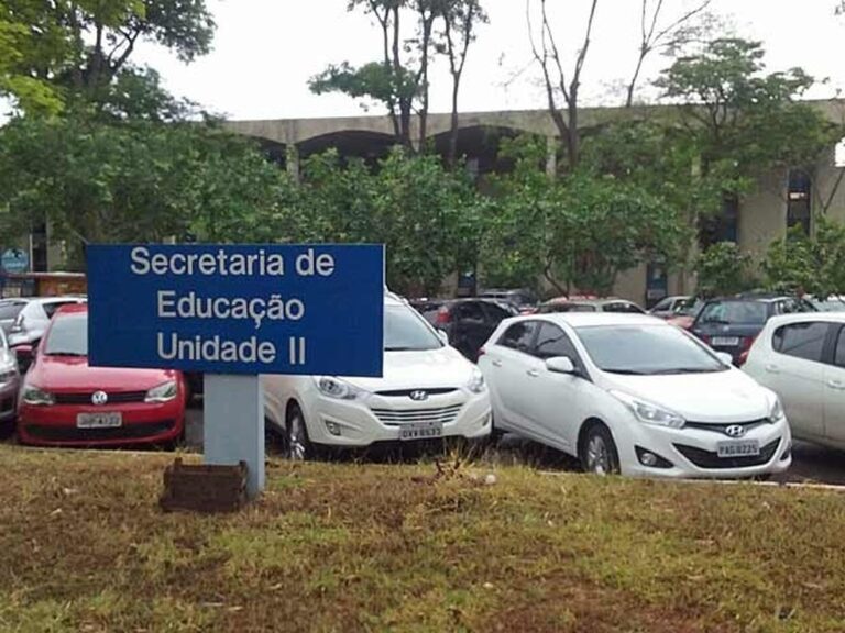 Delmasso luta por nomeações de aprovados na Secretaria de Educação