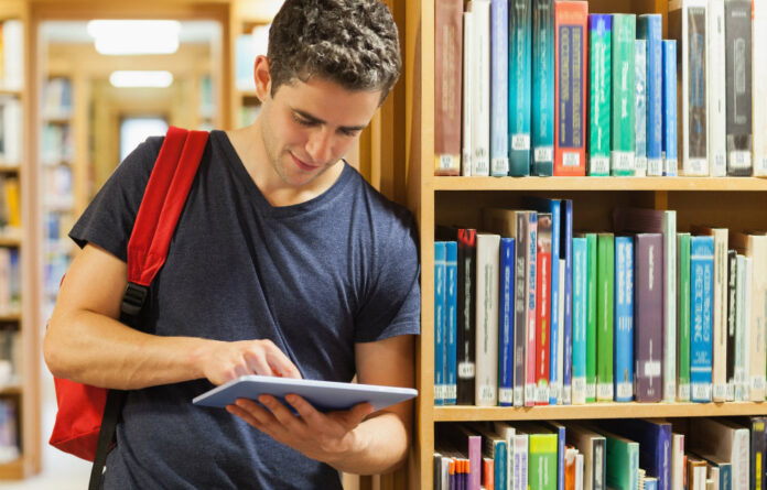 Projeto de Delmasso garante financiamento para estudantes de baixa renda