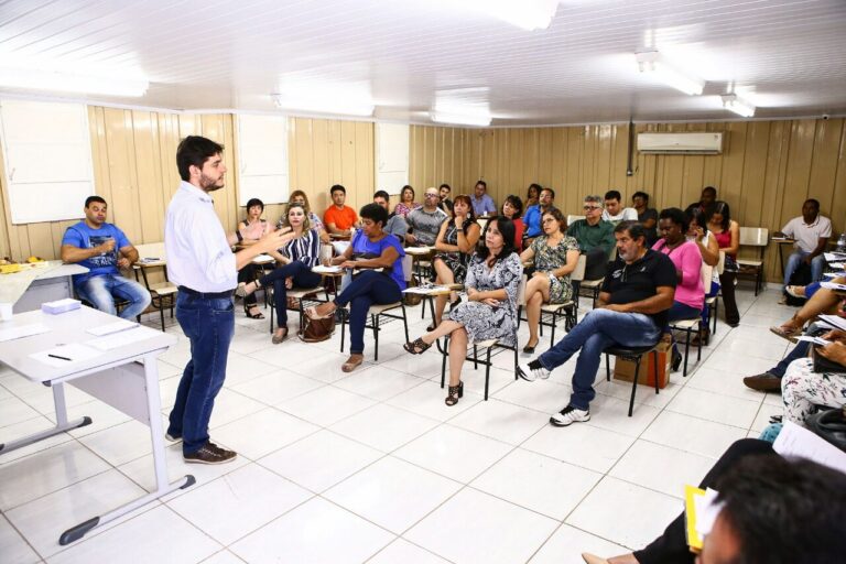 Delmasso destina recursos para compra de ar-condicionado nas escolas do Guará