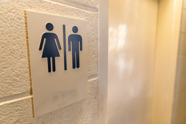 Delmasso recomenda que Secretaria de Educação cancele manual sobre uso do banheiros para alunos transexuais
