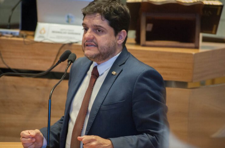 Deputado defende extensão do passe livre para estudantes do Entorno Planejamento Financeiro Familiar é tema de oficina promovida pela Secretaria da Família e Juventude