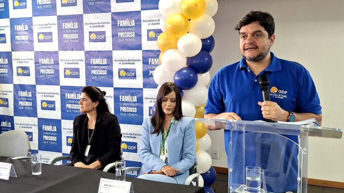 Com presença de Delmasso e Damares, evento na rodoviária alerta sobre prevenção ao abuso e exploração sexual de crianças e adolescente Com presença de Delmasso e Damares, evento na rodoviária alerta sobre prevenção ao abuso e exploração sexual de crianças e adolescente