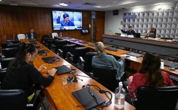 Falta investimento para combater violência contra crianças e adolescentes, aponta debate Falta investimento para combater violência contra crianças e adolescentes, aponta debate